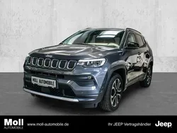 Grau Gebraucht 2023 Jeep Compass Limited SUV | 33.480 € (Teuer)