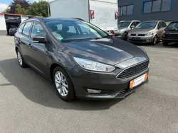 Grau Gebraucht 2015 Ford Focus Business Edition Limousine | 8.800 € (Etwas zu teuer)