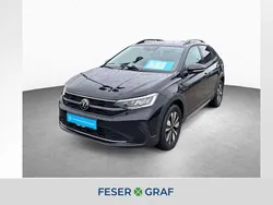 Deep black perleffekt Gebraucht 2024 VW Taigo Move SUV | 21.990 € (Guter Preis)