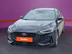 Schwarz Gebraucht 2024 Ford Focus ST-Line X Kombi | 23.660 € (Guter Preis)