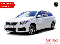Weiß Gebraucht 2020 Peugeot 308 Allure Kombi | 15.950 € (Teuer)