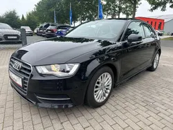 Schwarz Gebraucht 2016 Audi A3 Attraction Limousine | 11.990 € (Etwas zu teuer)