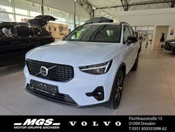 Cloud blue, solid / solid Gebraucht 2024 Volvo XC40 Plus SUV | 35.150 € (Guter Preis)