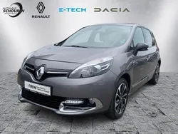 Grau Gebraucht 2015 Renault Scénic III Bose Edition Van / Kleinbus | 6.900 € (Fairer Preis)