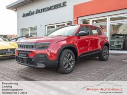 Solid red clear coat Gebraucht 2023 Jeep Avenger EV Longitude SUV | 23.995 € (Guter Preis)