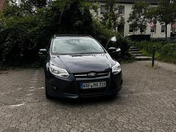Schwarz Gebraucht 2012 Ford Focus Kombi | 1.899 € (Guter Preis)