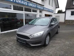 Braun Gebraucht 2015 Ford Focus Trend Limousine | 5.000 € (Guter Preis)