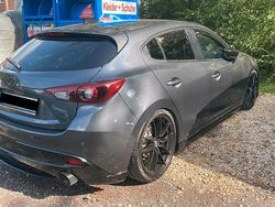 Silber Gebraucht 2016 Mazda 3 Kleinwagen | 6.000 € (Superpreis)