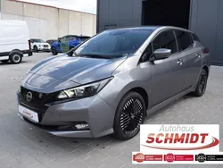 Grau Gebraucht 2022 Nissan Leaf N-Connecta Kleinwagen | 18.900 € (Fairer Preis)