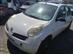 Weiß Gebraucht 2003 Nissan Micra Kleinwagen | 685 € (Guter Preis)