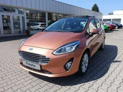 Kalaharibraun metallic Gebraucht 2018 Ford Fiesta Titanium Kleinwagen | 13.480 € (Fairer Preis)