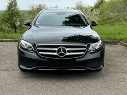 Schwarz Gebraucht 2018 Mercedes E220 Avantgarde Kombi | 17.150 € (Superpreis)