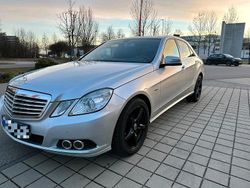Silber Gebraucht 2009 Mercedes E220 Limousine | 10.500 € (Fairer Preis)