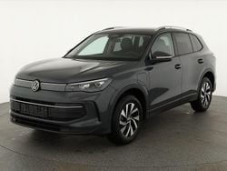 Nightshade blue metallic Neu 2025 VW Tiguan Life SUV | 47.875 € (Superpreis)