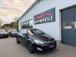 Schwarz Gebraucht 2011 Opel Astra Design Edition Limousine | 3.700 € (Guter Preis)