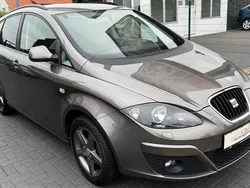 Grau Gebraucht 2014 Seat Altea XL 4You Van / Kleinbus | 4.999 € (Fairer Preis)