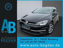 Schwarz perleffect (metallic) Gebraucht 2018 VW Golf VII Sound Limousine | 12.690 € (Guter Preis)