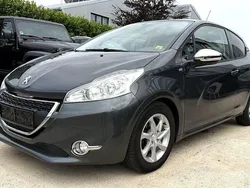 Gebraucht 2014 Peugeot 208 Style Kleinwagen | 4.990 € (Fairer Preis)