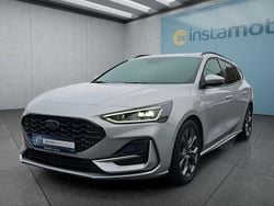 Silber Gebraucht 2023 Ford Focus ST-Line Kombi | 23.349 € (Guter Preis)