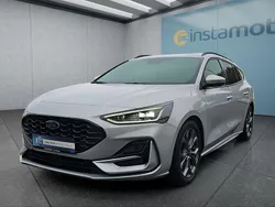 Silber Gebraucht 2023 Ford Focus ST-Line Kombi | 24.149 € (Guter Preis)