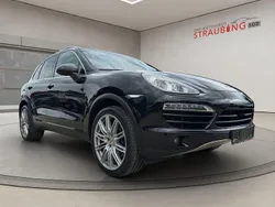 Schwarz Gebraucht 2012 Porsche Cayenne SUV | 16.999 € (Etwas zu teuer)