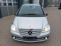 Silber Gebraucht 2011 Mercedes A160 Elegance Van / Kleinbus | 5.100 € (Fairer Preis)