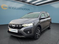 Grau Neu 2025 Dacia Sandero Kleinwagen | 28.849 €