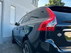 Schwarz Gebraucht 2014 Volvo XC60 R-Design SUV | 17.800 €