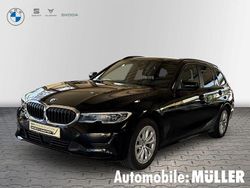 Schwarz Gebraucht 2021 BMW 318 Sport Line Kombi | 26.450 € (Fairer Preis)