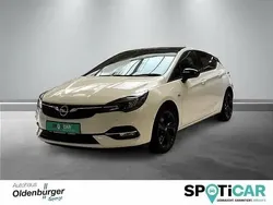 Schneeweiss Gebraucht 2021 Opel Astra Kleinwagen | 17.745 € (Superpreis)