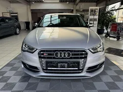 Eissilber metallic Gebraucht 2014 Audi S3 Sport Kleinwagen | 19.990 € (Guter Preis)