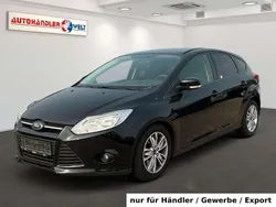 Schwarz Gebraucht 2011 Ford Focus Titanium Limousine | 2.299 € (Guter Preis)