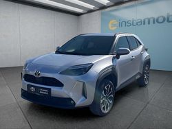 Silber Neu 2025 Toyota Yaris Hybrid SUV | 30.749 € (Fairer Preis)