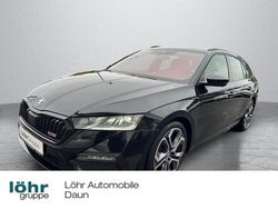 Blackmagic perleffekt Gebraucht 2023 Skoda Octavia RS Kombi | 25.980 € (Guter Preis)