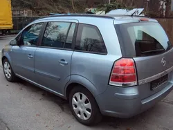 Silber Gebraucht 2007 Opel Zafira Catch Me Van / Kleinbus | 3.500 € (Fairer Preis)