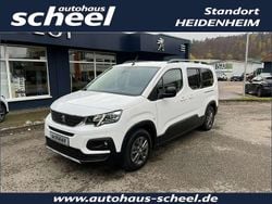 Kaolin weiss Gebraucht 2022 Peugeot e-Rifter Allure Van / Kleinbus | 17.490 € (Fairer Preis)
