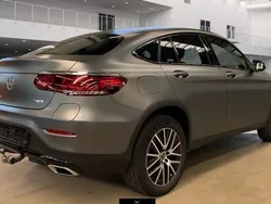 Grau Gebraucht 2022 Mercedes GLC300e Night Coupé | 43.980 € (Guter Preis)