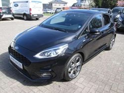 Obsidianschwarz Gebraucht 2021 Ford Fiesta ST-Line Kleinwagen | 15.500 € (Fairer Preis)