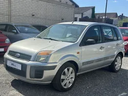 Marineblau Gebraucht 2006 Ford Fusion Limousine | 3.500 € (Etwas zu teuer)
