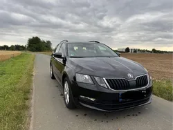 Schwarz Gebraucht 2020 Skoda Octavia G-TEC Ambition Kombi | 14.950 € (Fairer Preis)
