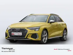 Gelb Gebraucht 2024 Audi S3 Business Limousine | 39.960 € (Guter Preis)