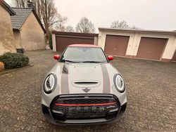 Grau Gebraucht 2022 Mini John Cooper Works Kleinwagen | 30.800 € (Fairer Preis)