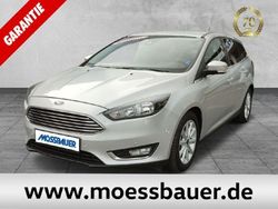 Polarsilber metallic Gebraucht 2015 Ford Focus Titanium Kombi | 14.995 €