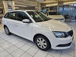 Weiß Gebraucht 2017 Skoda Fabia Active Kombi | 8.490 € (Guter Preis)