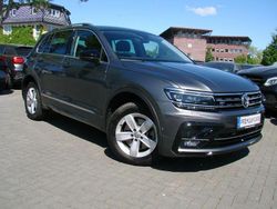 Indium grau Gebraucht 2020 VW Tiguan R-line SUV | 28.980 € (Superpreis)
