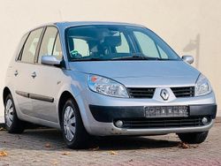 Silber Gebraucht 2005 Renault Scénic II Avantage Van / Kleinbus | 4.999 € (Teuer)