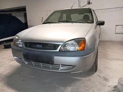 Silber Gebraucht 2001 Ford Fiesta Kleinwagen | 1.750 € (Etwas zu teuer)