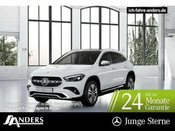 Polarweiss Gebraucht 2024 Mercedes GLA200 Progressive SUV | 42.374 € (Teuer)