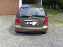 Gebraucht 2008 Mercedes 180 Avantgarde Limousine | 3.400 €