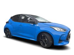 Blau Gebraucht 2024 Toyota Yaris Edition Limousine | 36.353 €